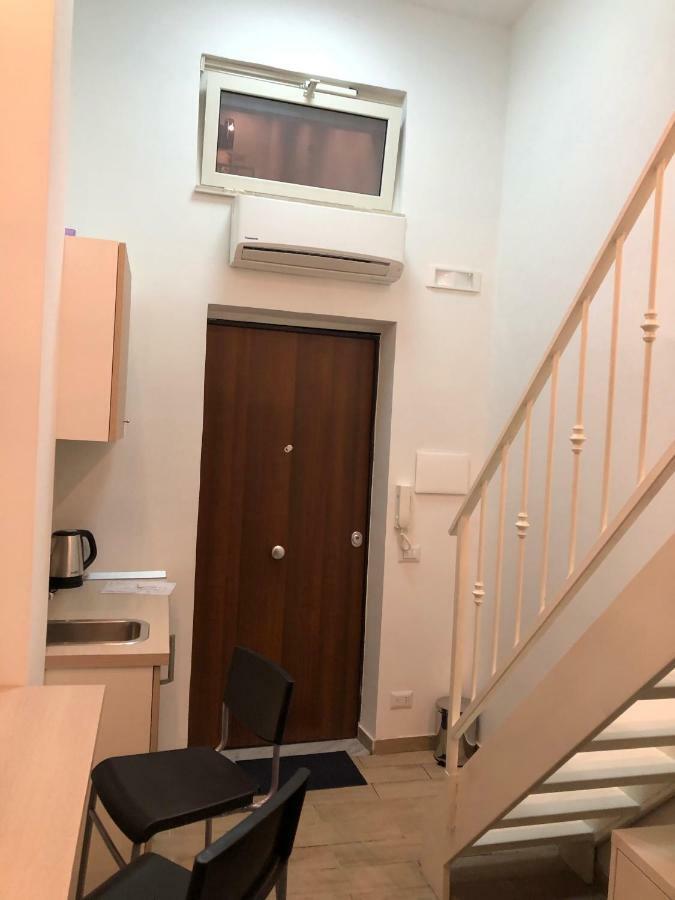 La Casina Di Lia In Via Dei Tribunali ナポリ エクステリア 写真